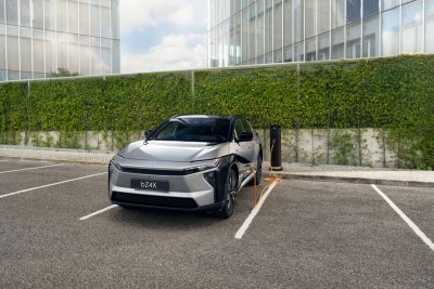 De Toyota bZ4X is eindelijk de EV die hij altijd had moeten zijn